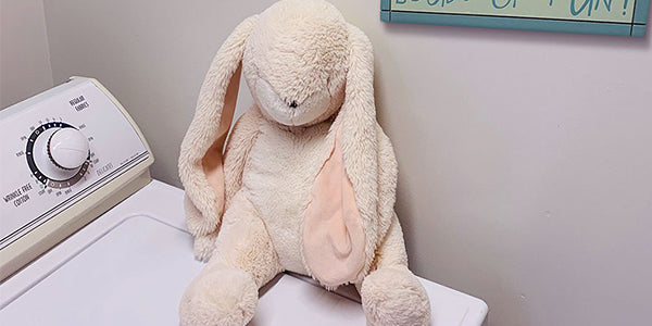 http://bunniesbythebay.com/cdn/shop/articles/how-to-wash-stuffed-animals.jpg?v=1591771351