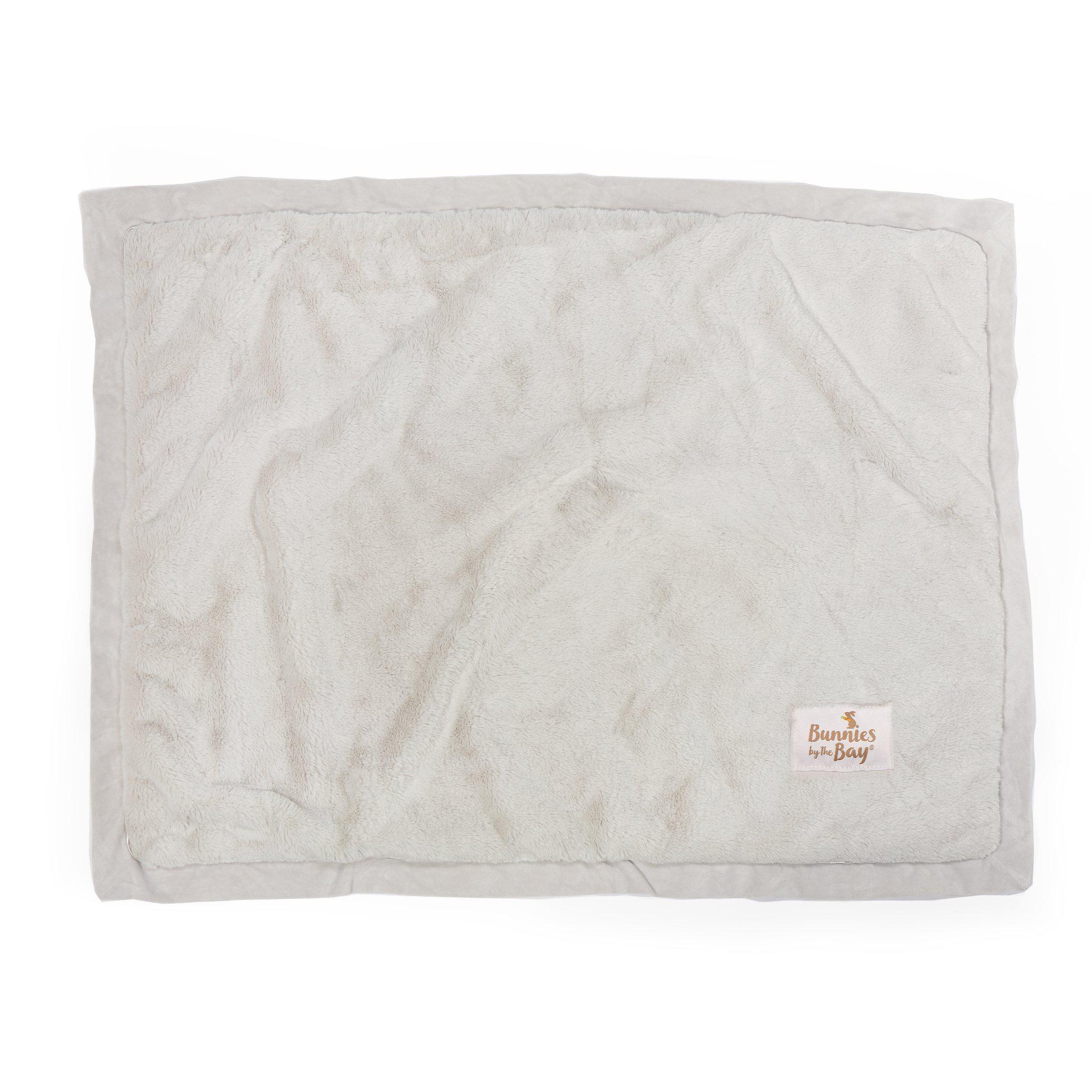 Big Cozy Nibble Fur Blanket - Gray | Blankets