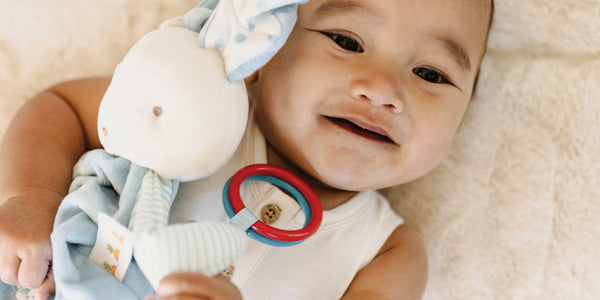 Why Newborns Bond So Much With Their Lovey