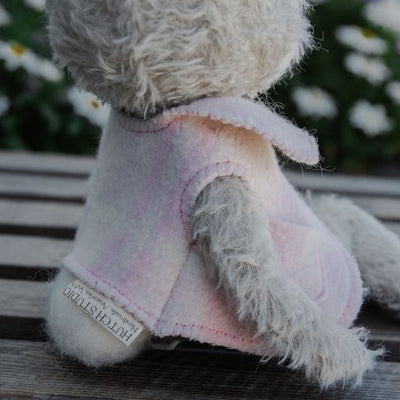 RETIRED - Hutch Studio Original - Moe Hare - Hand-Crafted Mohair & Vin