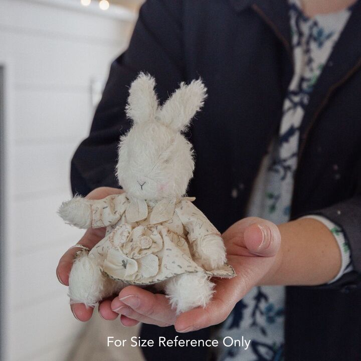 Hutch Studio - Itty Bitty 1-Hutch Studio Original-SKU: 730168 - Bunnies By The Bay