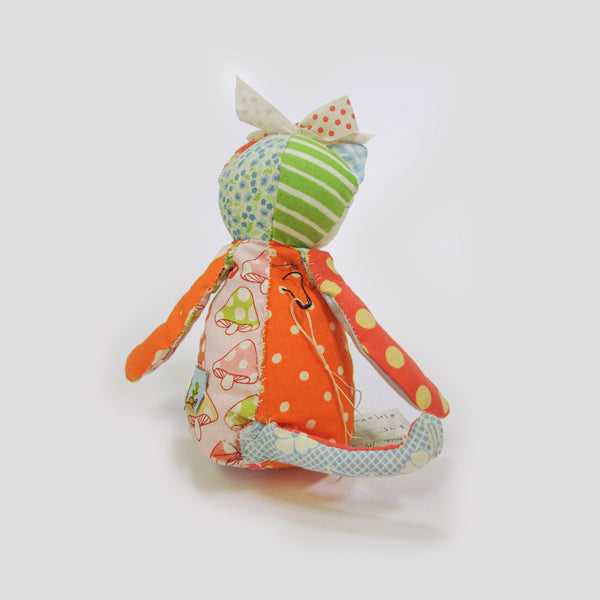 Hutch Studio - Hello Puppy Sitting - One Of A Kind Puppy-HutchStudio Original-SKU: HS8A - Bunnies By The Bay
