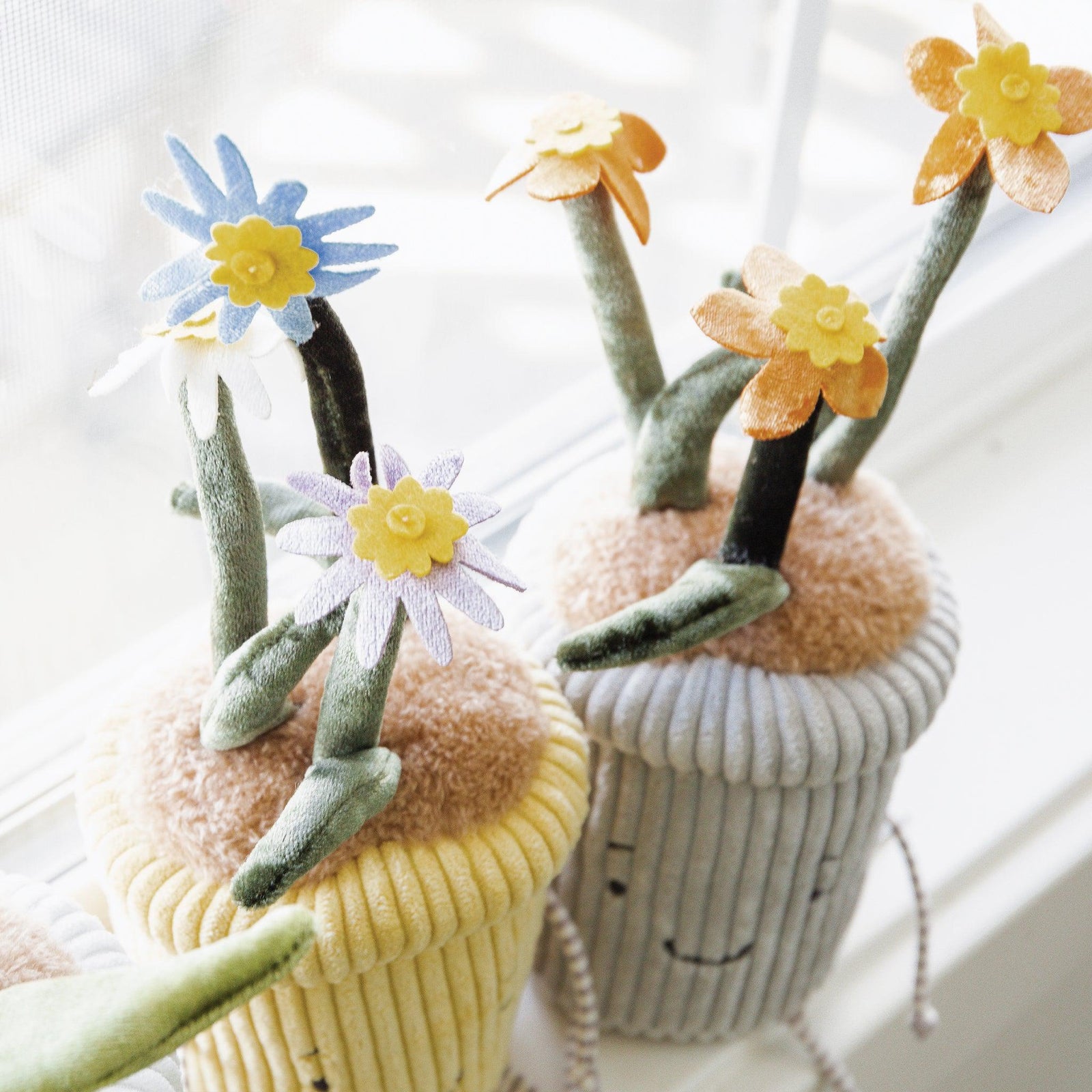 Window Silly- Daisies | Plant Plush Toy