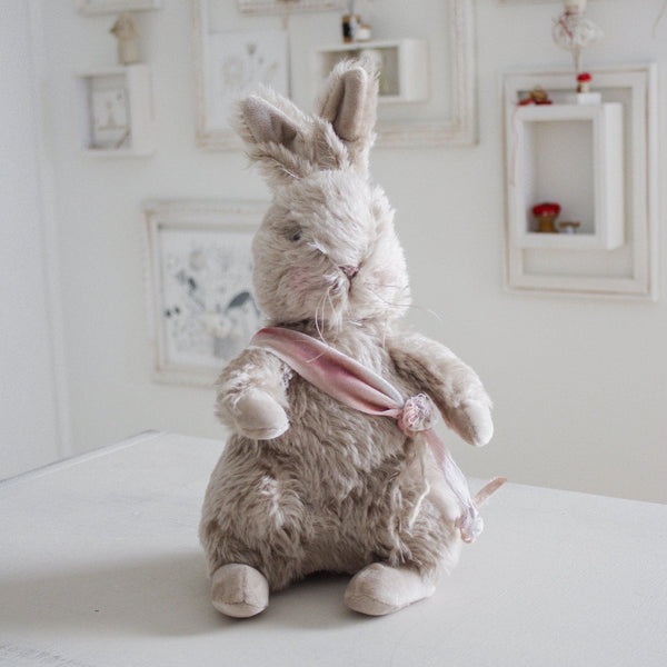 Hutch Studio Original - Hippity Hare - Hand-Crafted Mohair Bunny-Hutch Studio Original-SKU: HS323 - Bunnies By The Bay