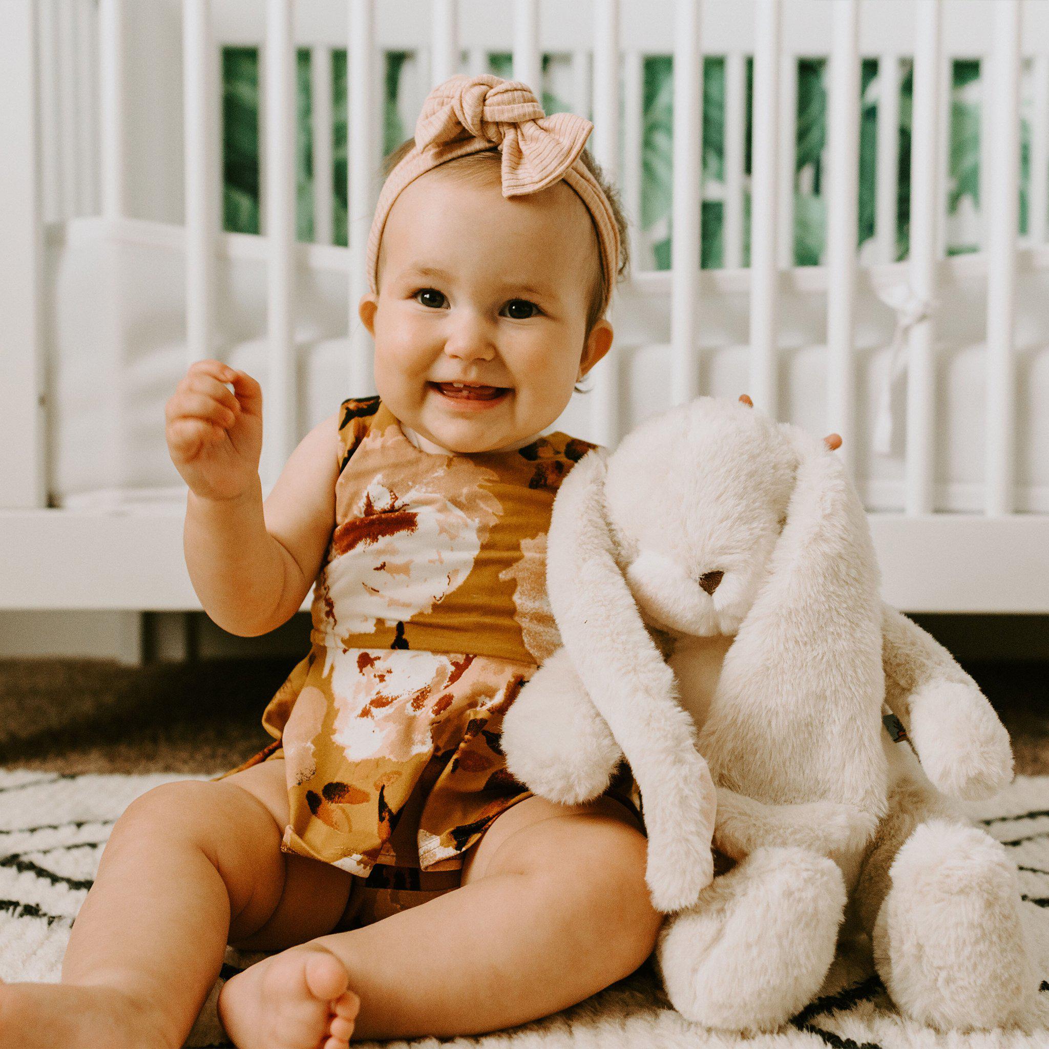 Sweet Nibble Bunny - Gray